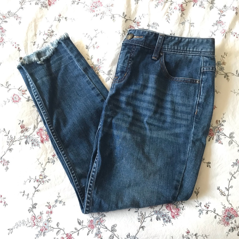 Free People ankle distressed blue jeans